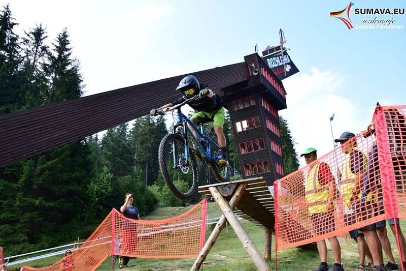 Na Zadově pokračovala dalším závodem Česká enduro série.