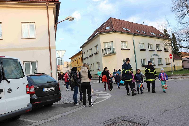 Připomeňte si čarodějnické reje na Prachaticku v uplynulých letech na snímcích redakce i našich čtenářů.