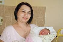 NIKOLA CHÁNOVÁ, VLACHOVO BŘEZÍ. Narodila se v neděli 17. listopadu v 7 hodin a 30 minut v prachatické porodnici. Vážila 3 820 gramů. Má sestřičky Lucinku ( 15 let) a Veroniku (13 let). Rodiče: Halyna Chánová a Vítězslav Růžička.