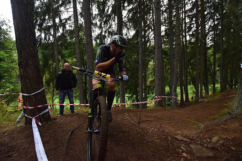 Bikeři zakončili seriál Šumavského poháru Velkou cenou Vimperka na Vodníku.