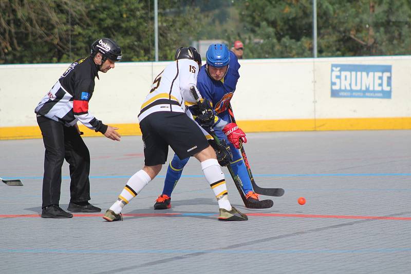 První liga hokejbalu: HBC Prachatice - HBC Nové Strašecí 3:6.