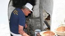 Letošní Slavnosti chleba v Lenoře přálo počasí měrou vrchovatou, takže několik stovek návštěvníků si mohlo v klidu užívat připravený bohatý program.