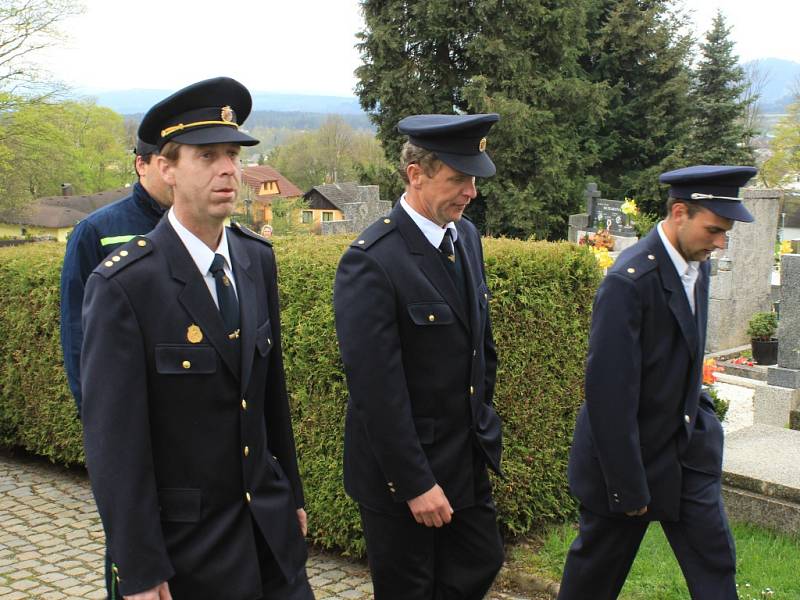 Sbor dobrovolných hasičů ve Volarech uspořádal v sobotu oslavy svatého Floriána. 