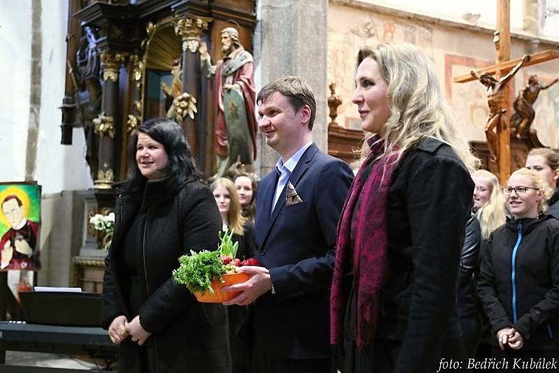 Ke čtyřicátým narozeninám dostal klarinetista Jan Hovorka koncert v kostele sv. Jakuba v Prachaticích. Vystoupili na něm jeho přátelé muzikanti.