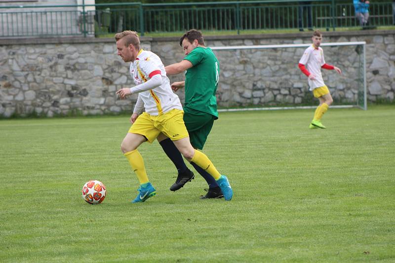 Fotbalová příprava: Lažiště - Junior Strakonice 2:5.