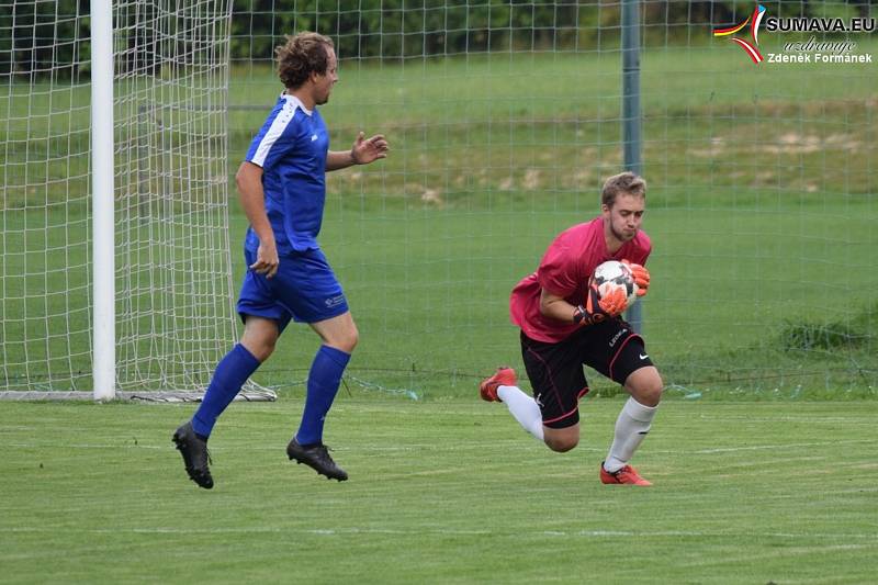 Fotbalová I.B třída: Vacov - Husinec 7:1.