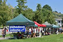 V sobotu hodinu po poledni se do Městského parku u Volyňky nastěhovali podnikatelé z Vimperka a okolí.