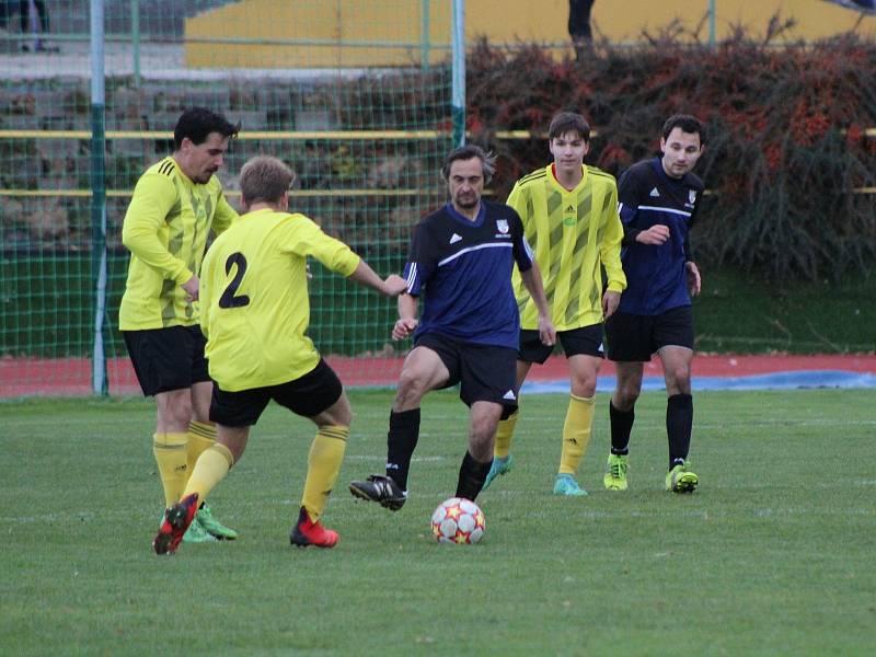 Fotbalový KP: Prachatice - Dražice 1:0.