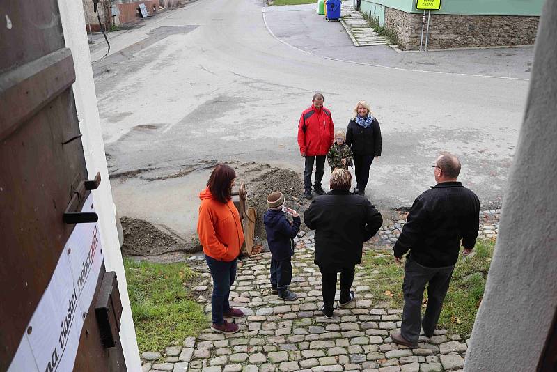 Volarští slavili posvícení vyprávěním o historii a prohlídkou kostela.