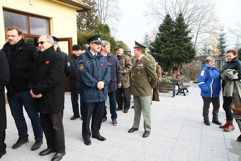 Uctění památky válečných veteránů v Prachaticích.