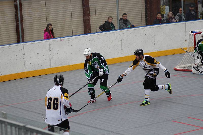 Prachatičtí Highlanders doma přehráli Jestřáby z Přelouče 2:1.