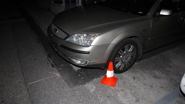 Řidička způsobila při dopravní nehodě  škodu na třech zaparkovaných vozidlech.