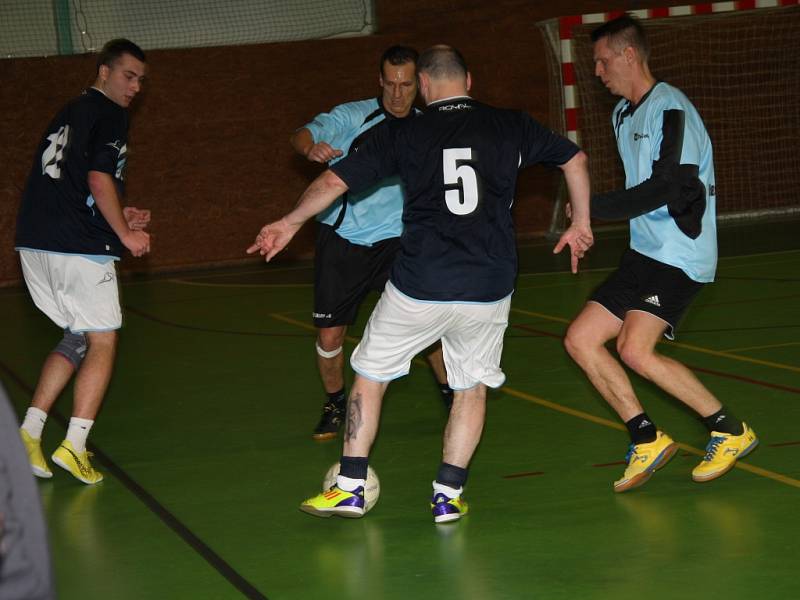 V sobotu 17. ledna se ve sportovní hale v Prachaticích odehrály zápasy krajského finále Českého poháru futsal sálové kopané. Foto z utkání Strabag  PT – FC Tex Color.