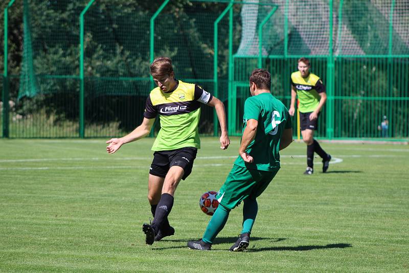 Fotbalový KP: Lažiště - Osek 1:4.