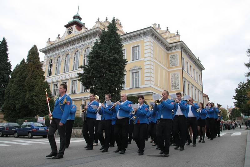 Prachatické gymnázium si připomnělo 150. výročí.