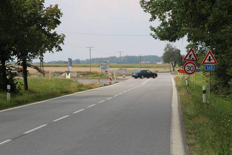 V Němčicích začaly práce na přípojce obchvatu.