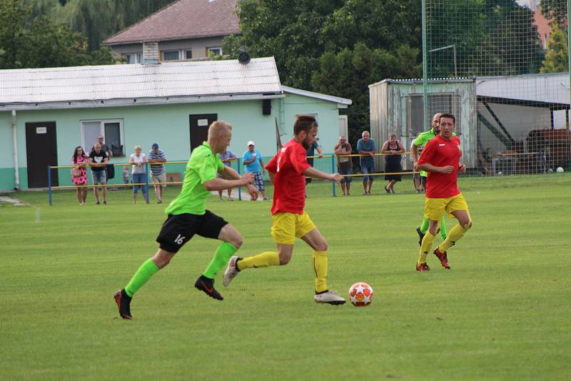 Fotbalová I.B třída: Čkyně - Sedlice 4:0.