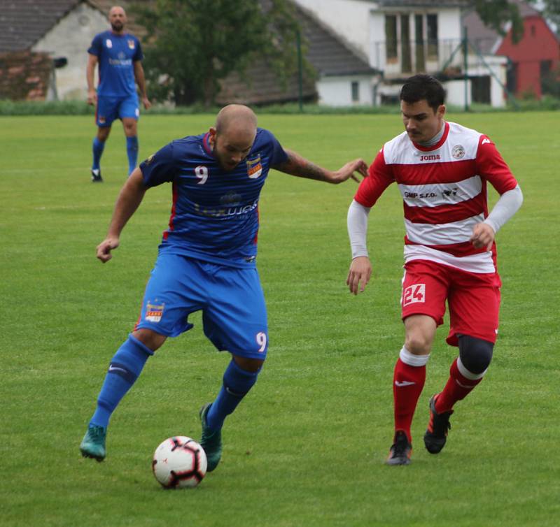 Fotbalová A třída: Lhenice - Planá u ČB 1:0.