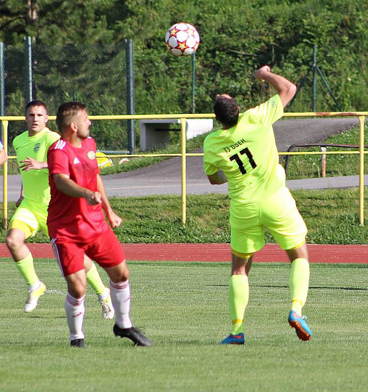 Prachatičtí fotbalisté v úvodu sezony porazili Osek. Na Rudolfově se jim však nedařilo. Ilustrační foto.