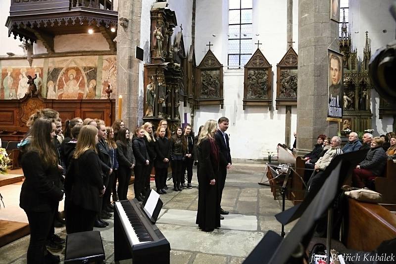 Ke čtyřicátým narozeninám dostal klarinetista Jan Hovorka koncert v kostele sv. Jakuba v Prachaticích. Vystoupili na něm jeho přátelé muzikanti.