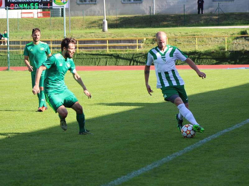 Fotbalový KP: Tatran Prachatice - Slavoj Český Krumlov 1:1 (0:1).