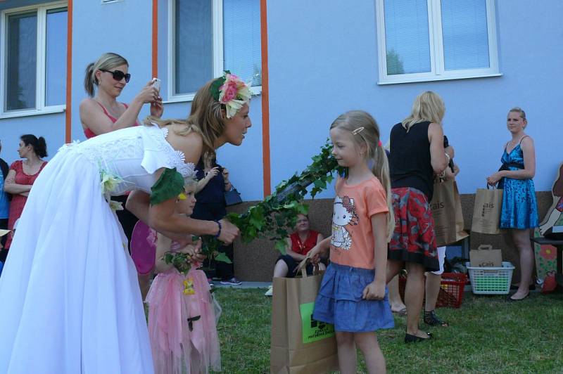 Budoucí školáci se loučili s mateřskou školou v Zahradní ulici.