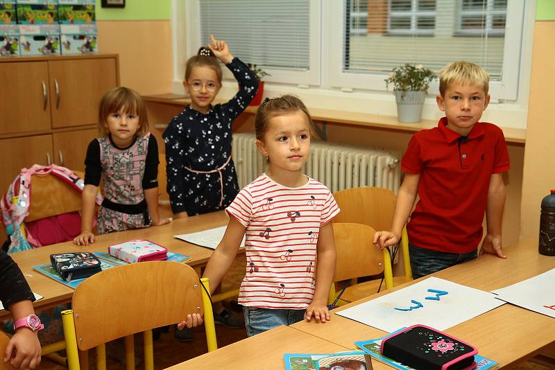 První A třída v Základní škole v ulici Zlatá stezka v Prachaticích.