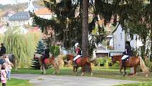 Hubertova jízda 2019 na zámku Skalice v Bohumilicích. Foto: Deník/Nikola Beranová