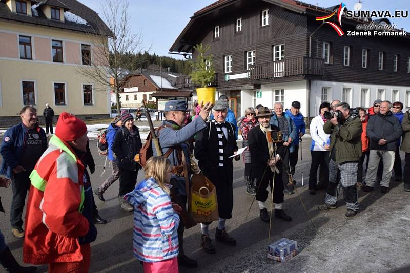 Setkání lyžníků ve Kvildě.