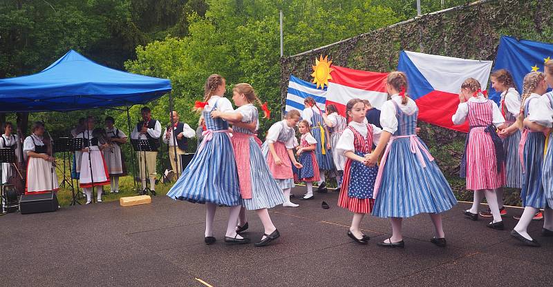 Zahájení plavení na Schwarzenberském plavebním kanále na Jeleních Vrších.