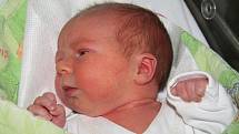 Josef Kortus z Michalova se narodil ve strakonické porodnici ve středu 24. října ve 13 hodin. Chlapeček při narození vážil 3510 gramů. Doma netrpělivě čekali sourozenci Michalka (8) a Tadeáš (5).