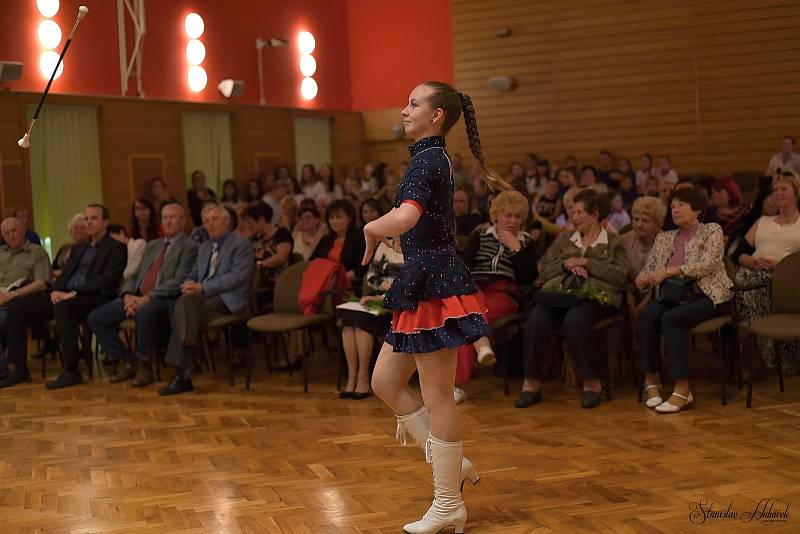 K 50 výročí založení mateřské školy Klostermannova ve Vimperku se sešli při slavnostním setkání současní i bývalí zaměstnanci školy.