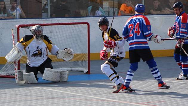 Highlanders - Betonova 4:3 na nájezdy.