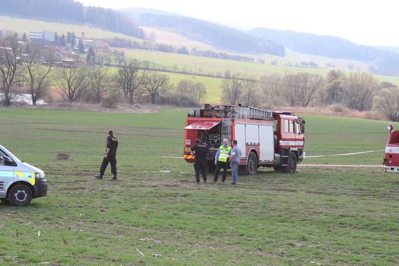 Smrt v troskách svého stroje nalezl u obce Dub na Prachaticku pilot ultralightu.