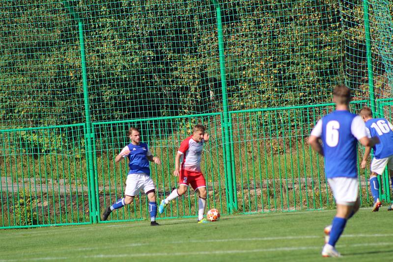 Fotbalový kraj: Lažiště - Třeboň 1:1.