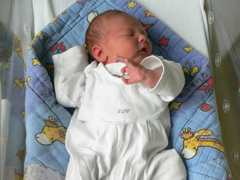 Ondřej Kalous se ve strakonické porodnici narodil 30. září ve  23.00 hodin. Vážil 3570 gramů. Malý Ondřej bude vyrůstat ve Vimperku.