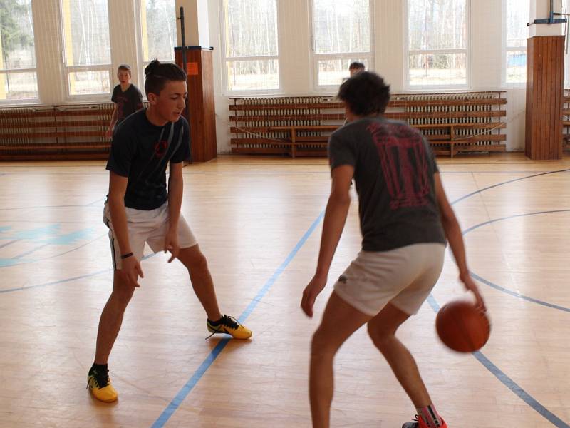 Zelený čtvrtek byl ve Volarech i trochu sportovní.