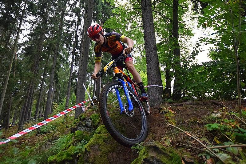 Bikeři zakončili seriál Šumavského poháru Velkou cenou Vimperka na Vodníku.