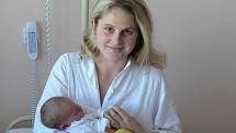 Markéta Hanzlíčková se v prachatické porodnici narodila ve středu 31. října v 15 hodin. Vážila 3480 gramů a měřila 49 centimetrů. Doma ve Vimperku na malou Markétku a maminku Janu čeká tatínek Jiří a sestřička Karolínka (3,5 roku).