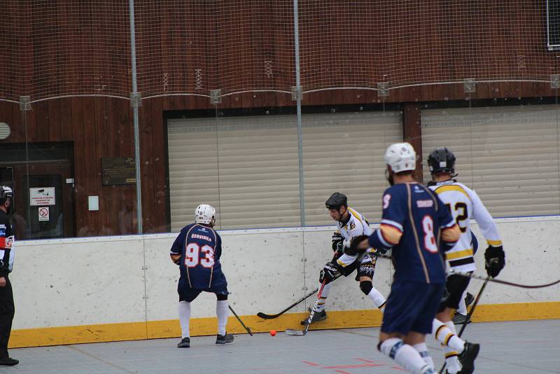 Extraliga hokejbalistů: HBC Prachatice - Elba DDM Ústí nad Labem 5:4 ss (3:1 (1:1, 0:2 - 0:0).