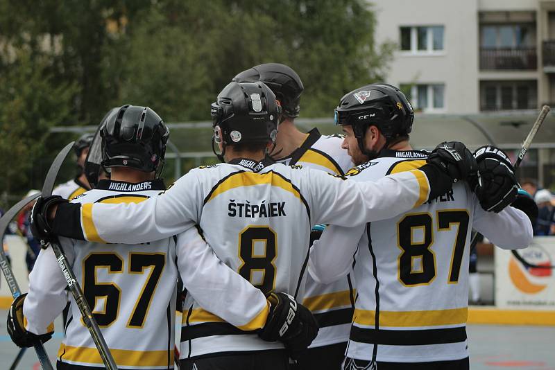 Extraliga hokejbalistů: HBC Prachatice - Elba DDM Ústí nad Labem 5:4 ss (3:1 (1:1, 0:2 - 0:0).