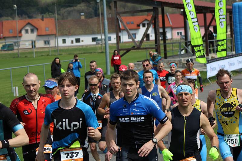 Duatlonem HusMuž odstartoval Český pohár XTERRA triatlonu.