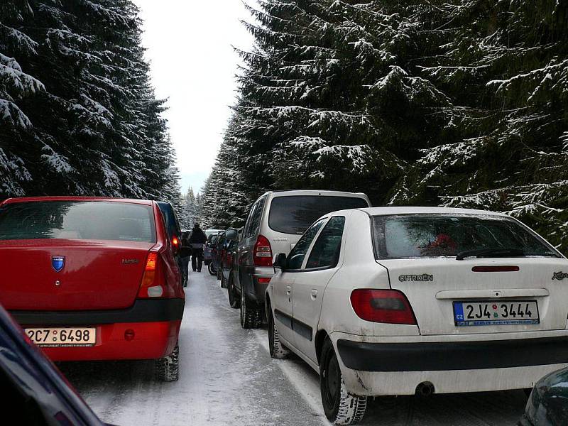 Cesta od rozhledny byla totálně ucpaná.