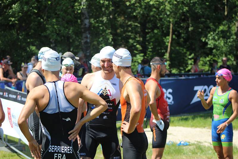 Za úmorného vedra se konal další ročník Světového poháru XTERRA CZECH.