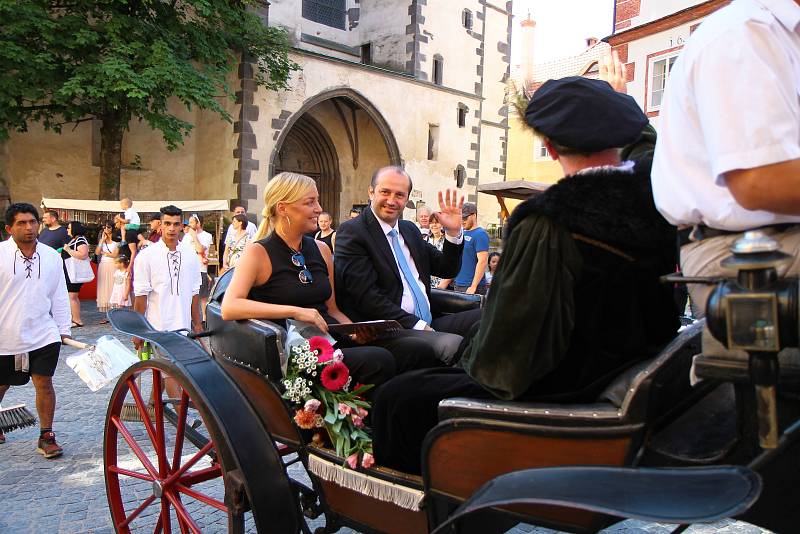 Historický průvod na Slavnostech Zlaté stezky v Prachaticích.