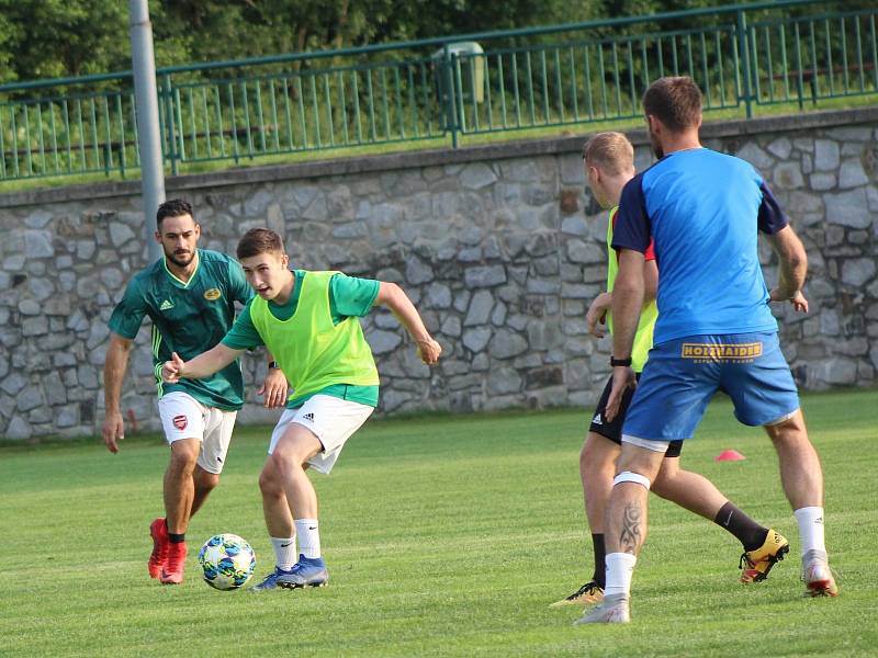 Fotbalisté Tatranu Prachatice se pečlivě připravují na novou sezonu.