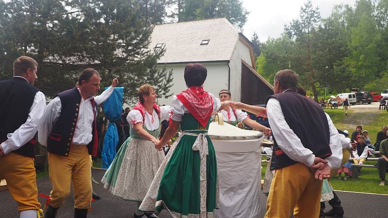 Zahájení plavení na Schwarzenberském plavebním kanále na Jeleních Vrších.