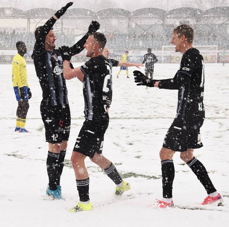 Dynamo ČB - Zlín 2:2 (1:1).