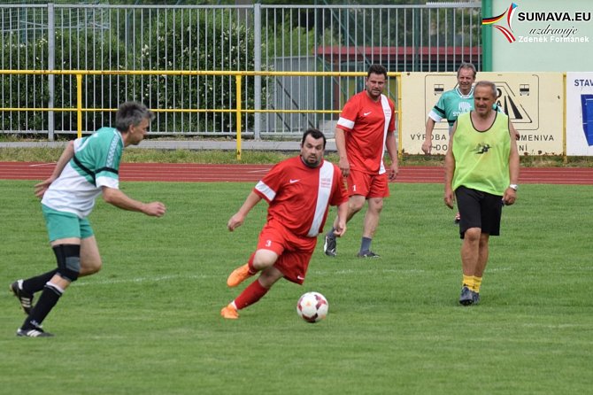 Turnaj fotbalových starých gard v Prachaticích.