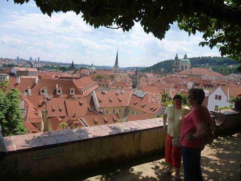 Prachatičtí senioři navštívili Pražský Hrad.